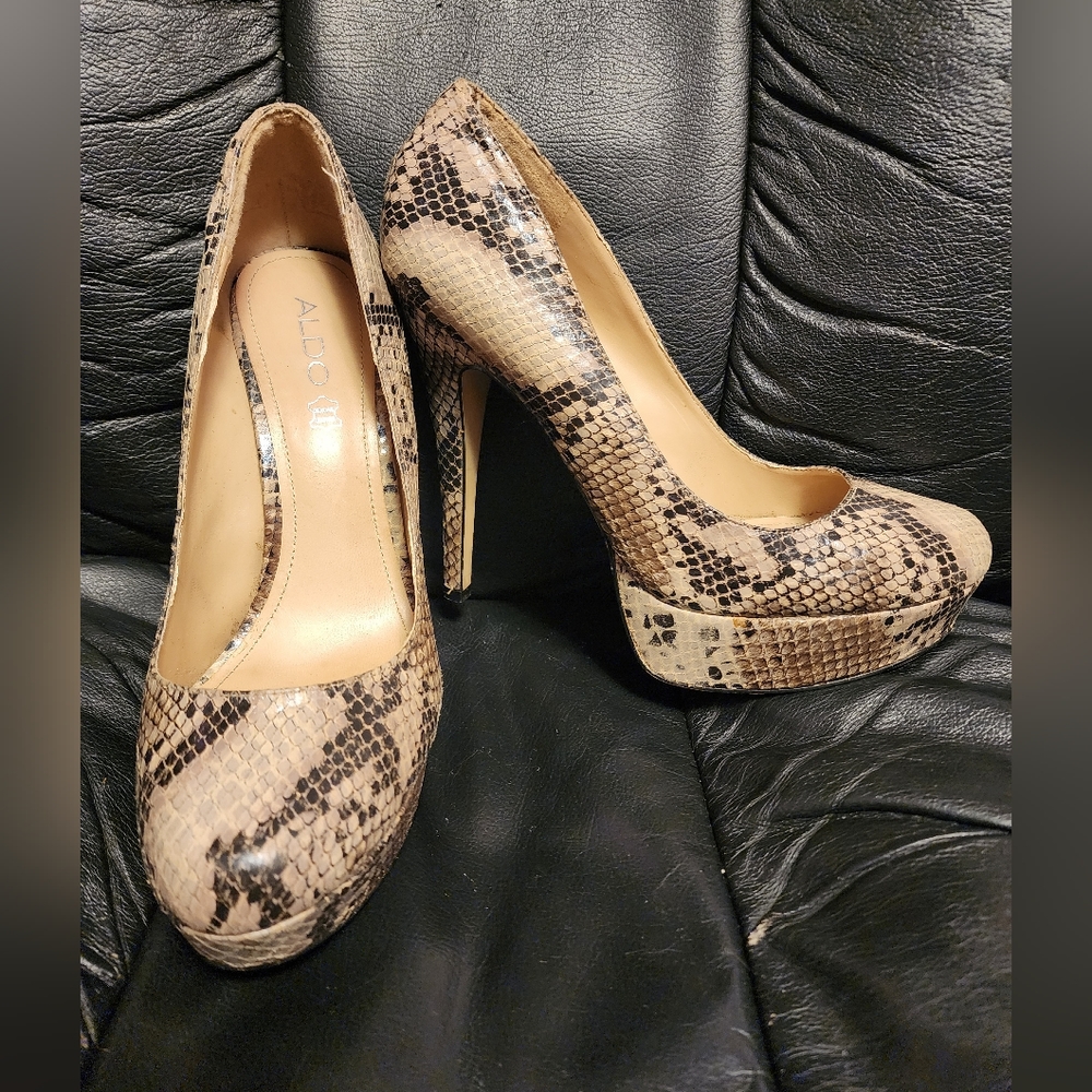 Aldo sz 10 Tan/Black Snake Skin Print Stiletto Platform Genuine Leather Heels